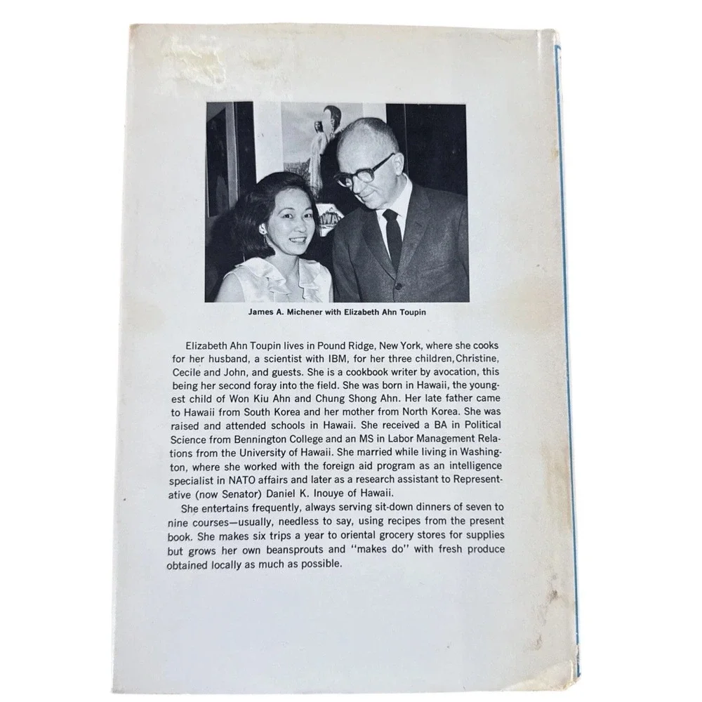 Hawaii‎ Cookbook and Backyard Luau Elizabeth Ahn Toupin James Michener Vintage